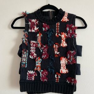 Sweater sleeveless top